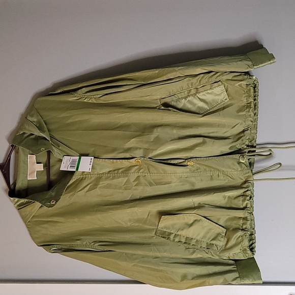 NWT Michael Kors windbreaker Light Sage large - Picture 1 of 5